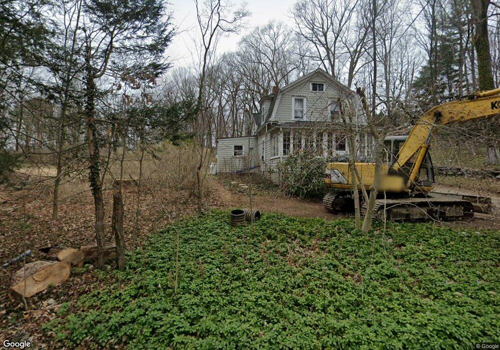 97 Pinetree Rd, Redding, CT 06896 - photo 1