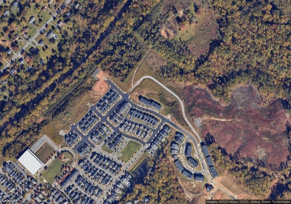 1942 Fowler St, Charlottesville, VA 22901 - photo 1