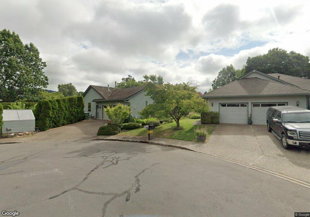 505 Mountainview Ct, Newberg, OR 97132 - photo 1