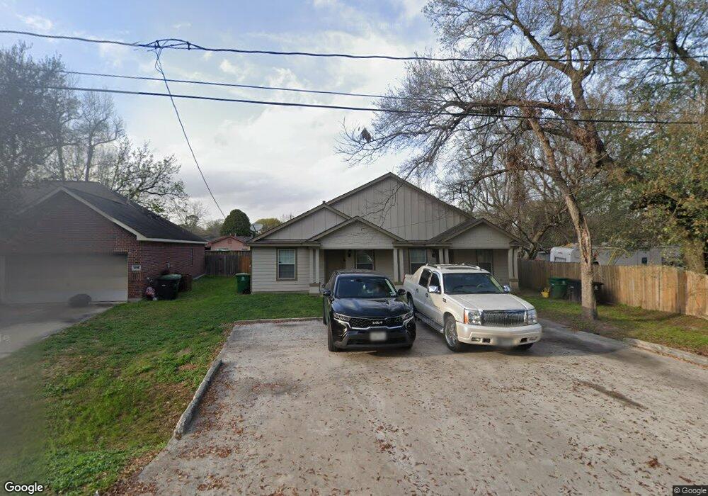 812 Fair St, Houston, TX 77088 - photo 1