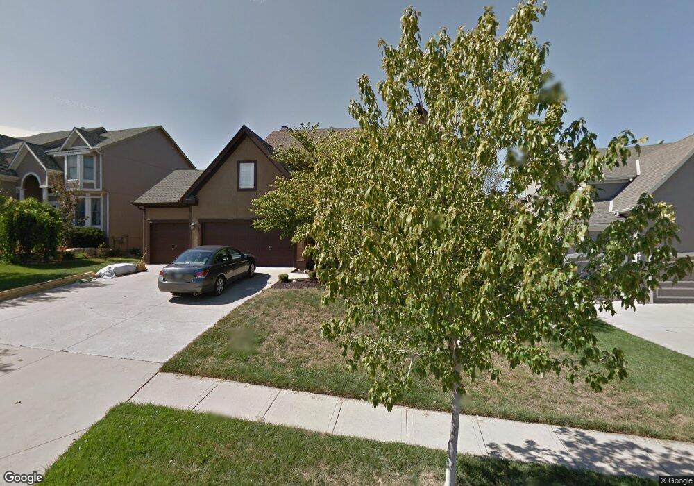 21528 W 99th St, Lenexa, KS 66220 - photo 1