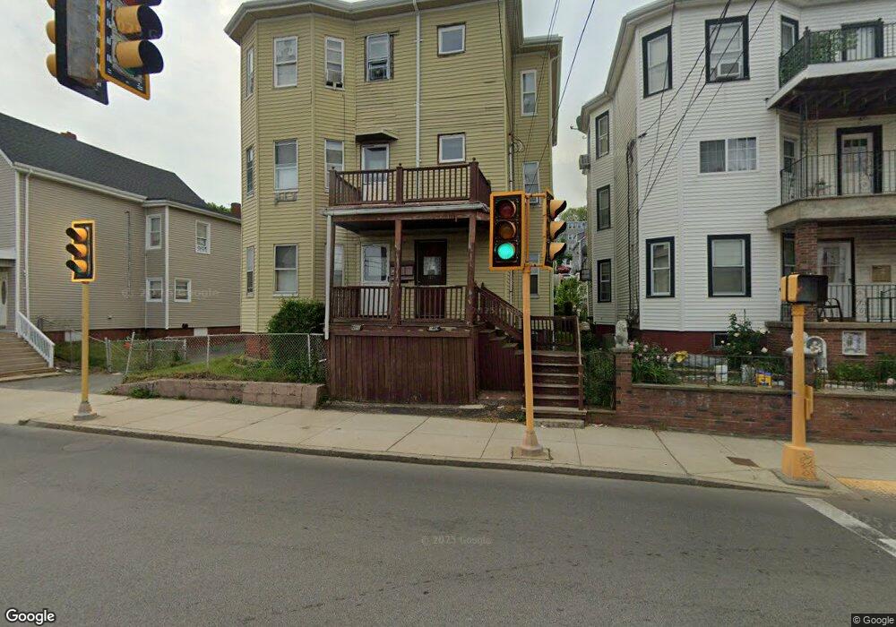 1621 N Shore Rd, Revere, MA 02151 - photo 1