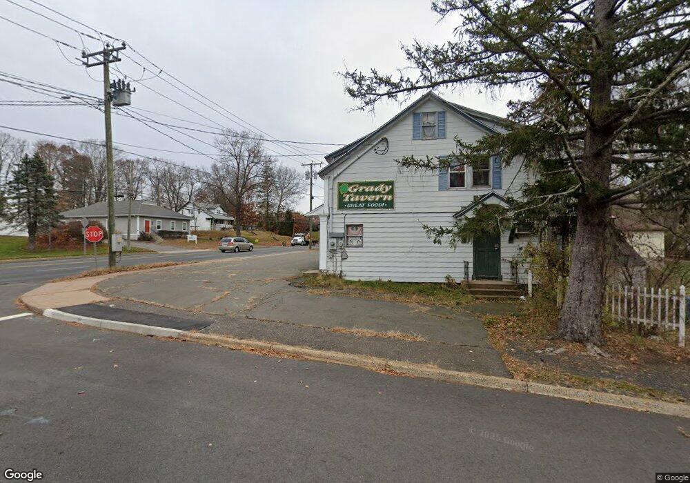 620 Middle Turnpike E, Manchester, CT 06040 - photo 1