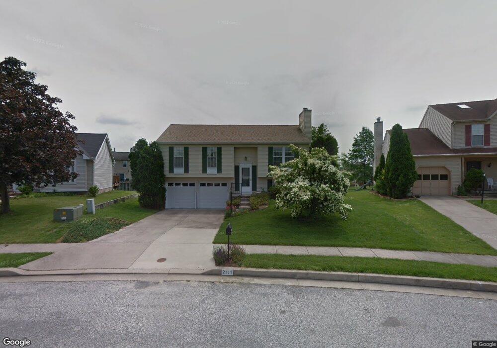 2111 Cross Trails Rd, Windsor Mill, MD 21244 - photo 1