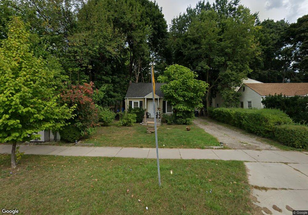 702 W Willow St, Lansing, MI 48906 - photo 1