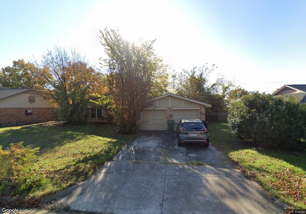 309 Mountainview Dr, Hurst, TX 76054 - photo 1