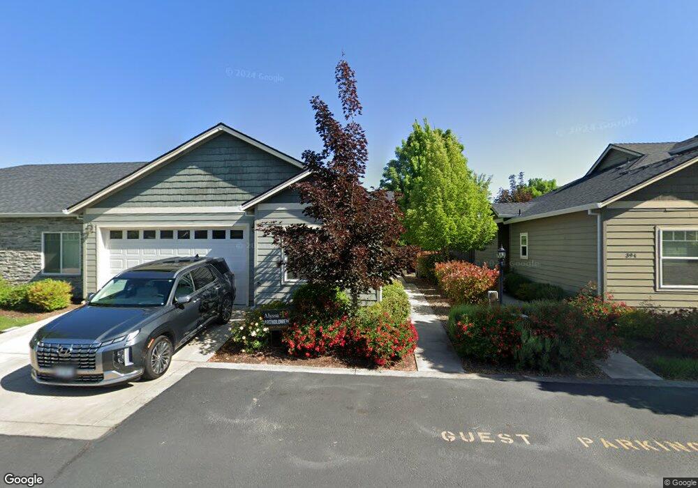 422 Live Oak Loop, Central Point, OR 97502 - photo 1