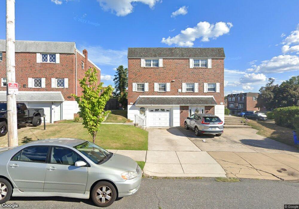 111 Meadow Ln, Philadelphia, PA 19154 - photo 1