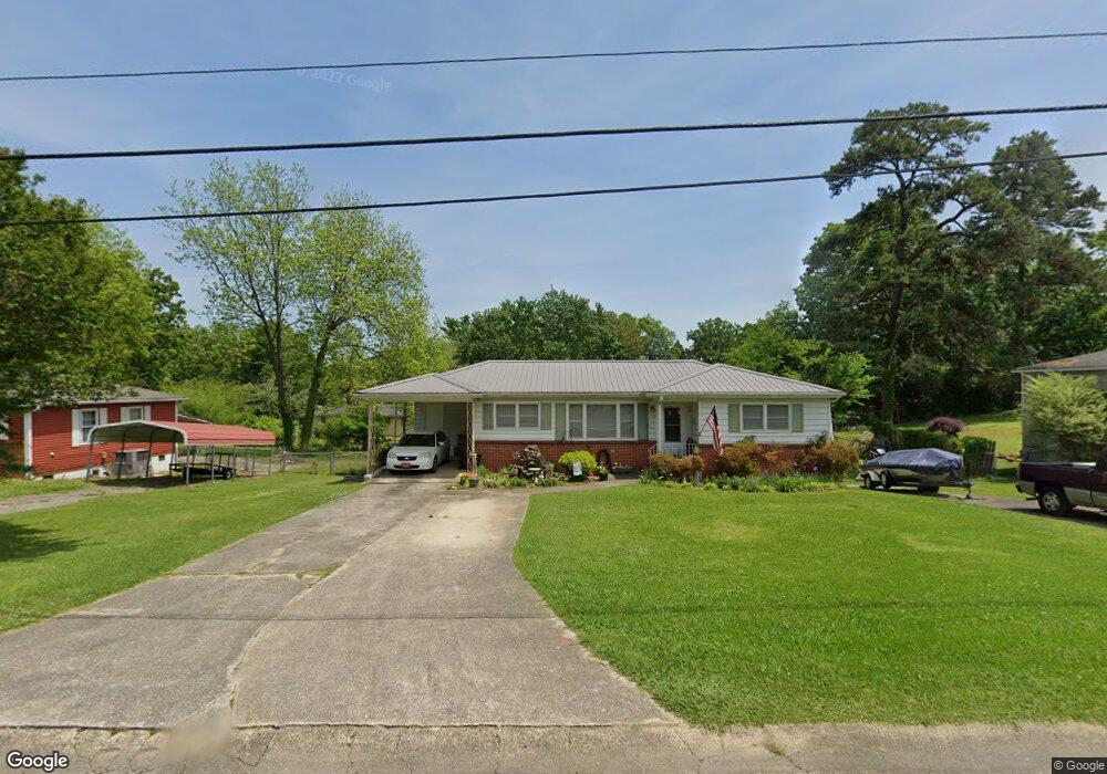 2513 6th St NE, Center Point, AL 35215 - photo 1