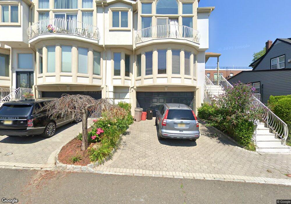 123 Cedar St unit C0123, Cliffside Park, NJ 07010 - photo 1