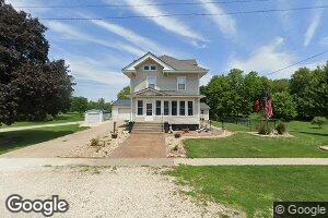 337 W Chestnut St, Oneida, IL 61467