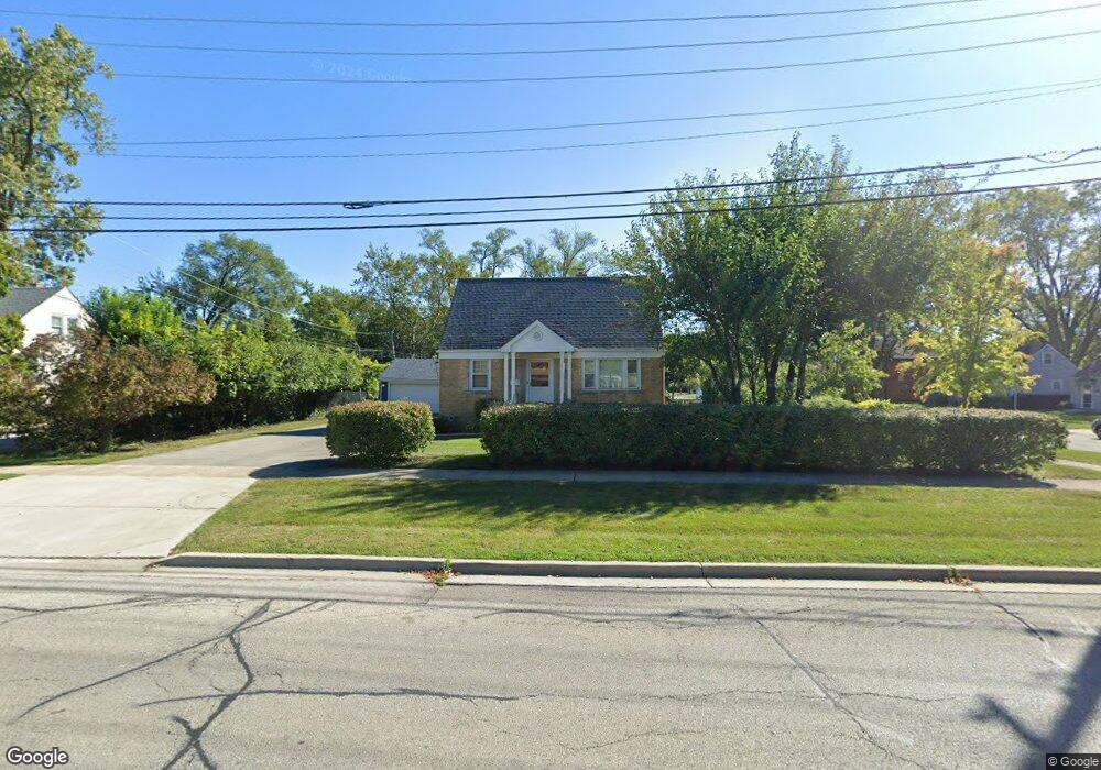 2551 S Scott St, Des Plaines, IL 60018 - photo 1