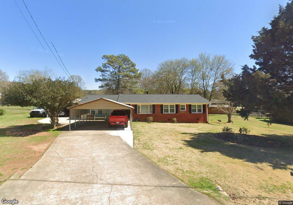 136 Pinecrest Cir, Cedartown, GA 30125 - photo 1