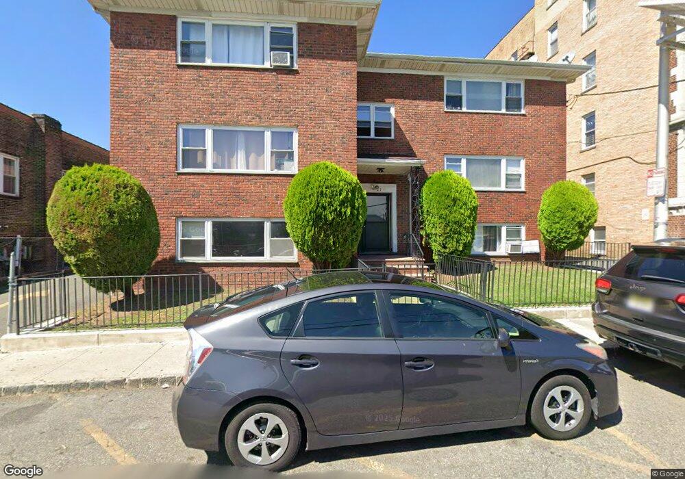 27 Pingry Place, Elizabeth, NJ 07208 - photo 1