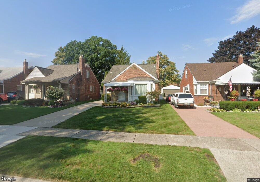 7668 Kolb Ave, Allen Park, MI 48101 - photo 1