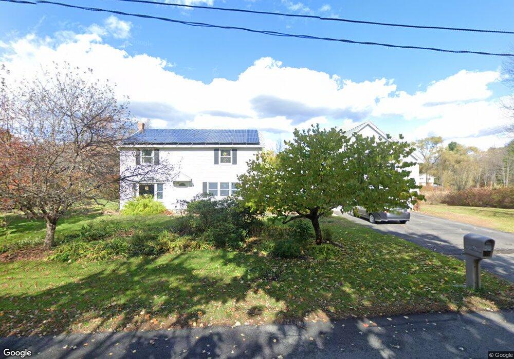 350 Potwine Ln, Amherst, MA 01002 - photo 1