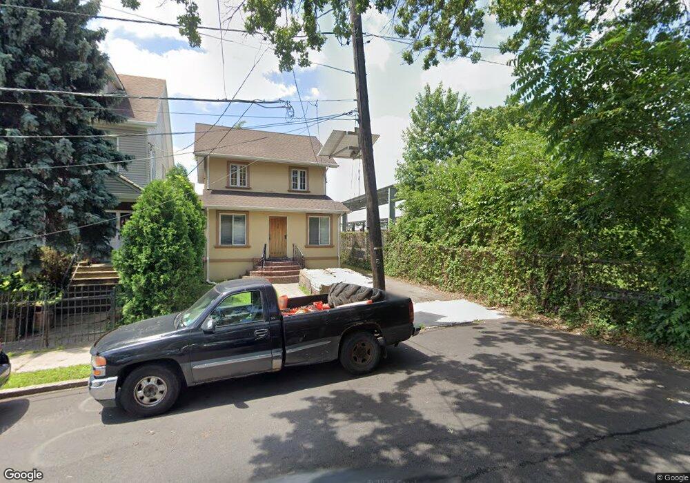 302 Pomona Ave, Newark, NJ 07112 - photo 1