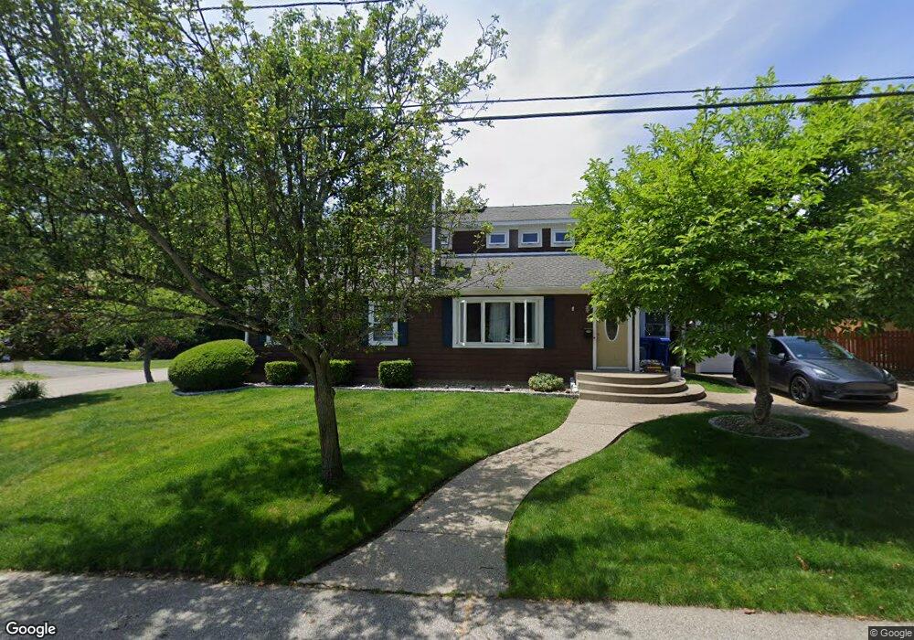 17 Cloverdale Rd, Cranston, RI 02905 - photo 1