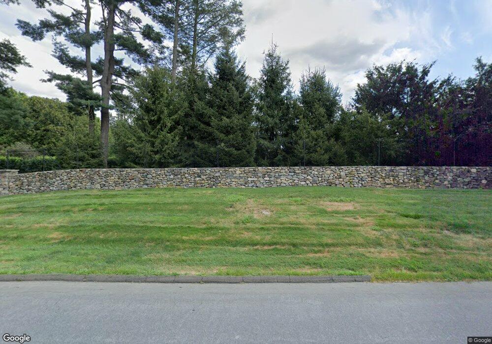 15 N Wilton Rd, New Canaan, CT 06840 - photo 1