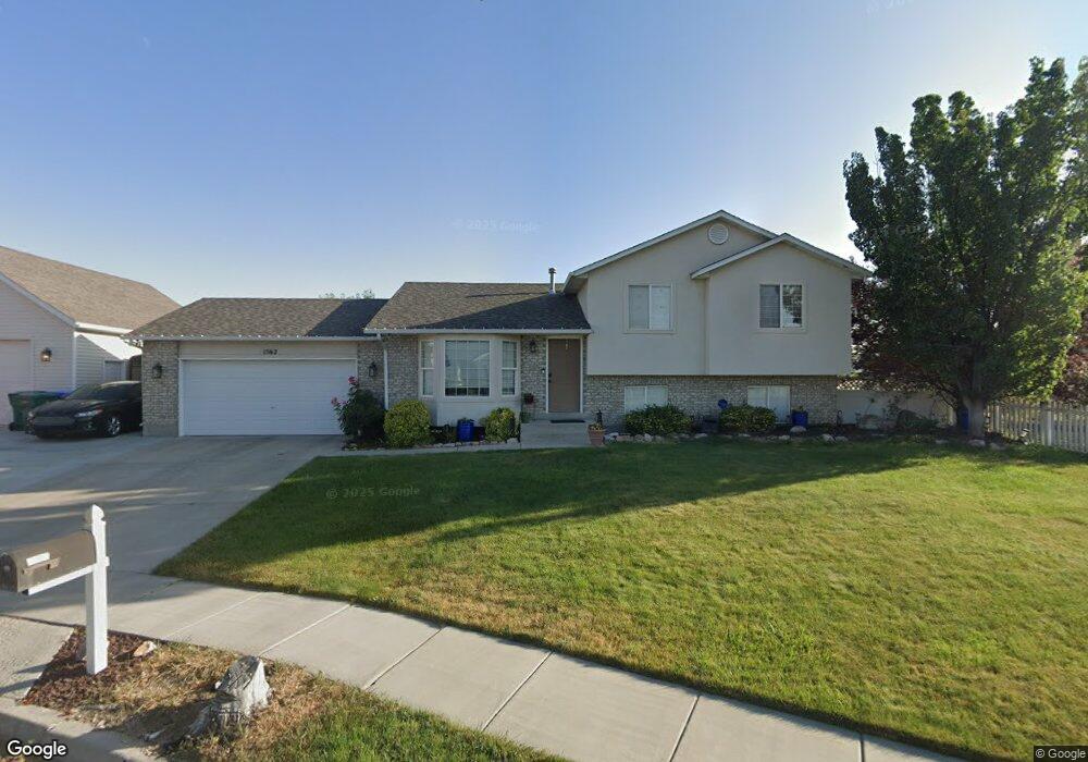 1562 Laurel Chase Cir, Riverton, UT 84065 - photo 1