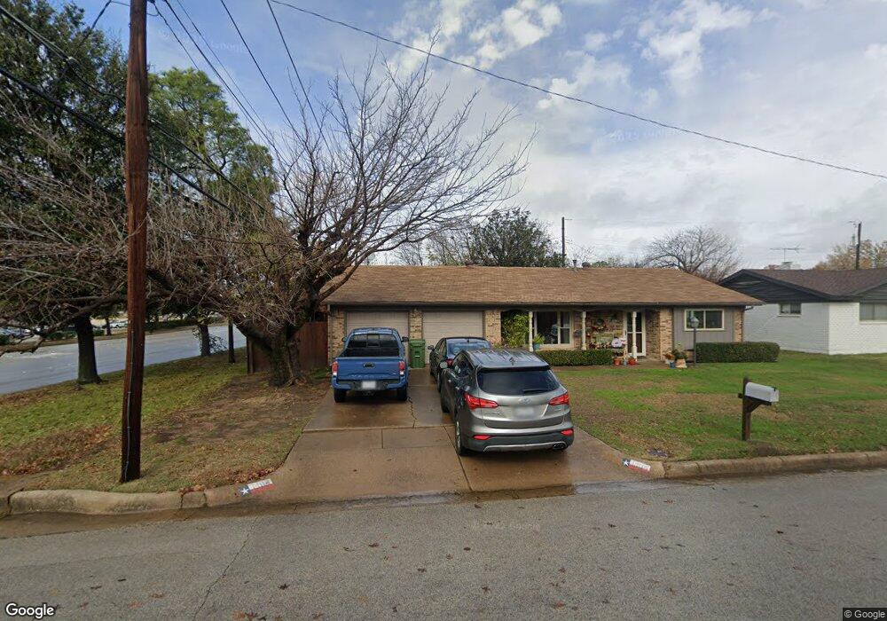 1112 Black St, Hurst, TX 76053 - photo 1