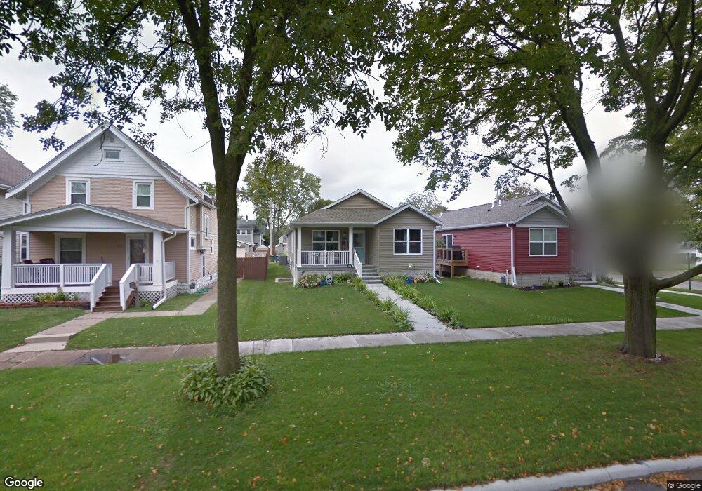 804 G Ave NW, Cedar Rapids, IA 52405 - photo 1
