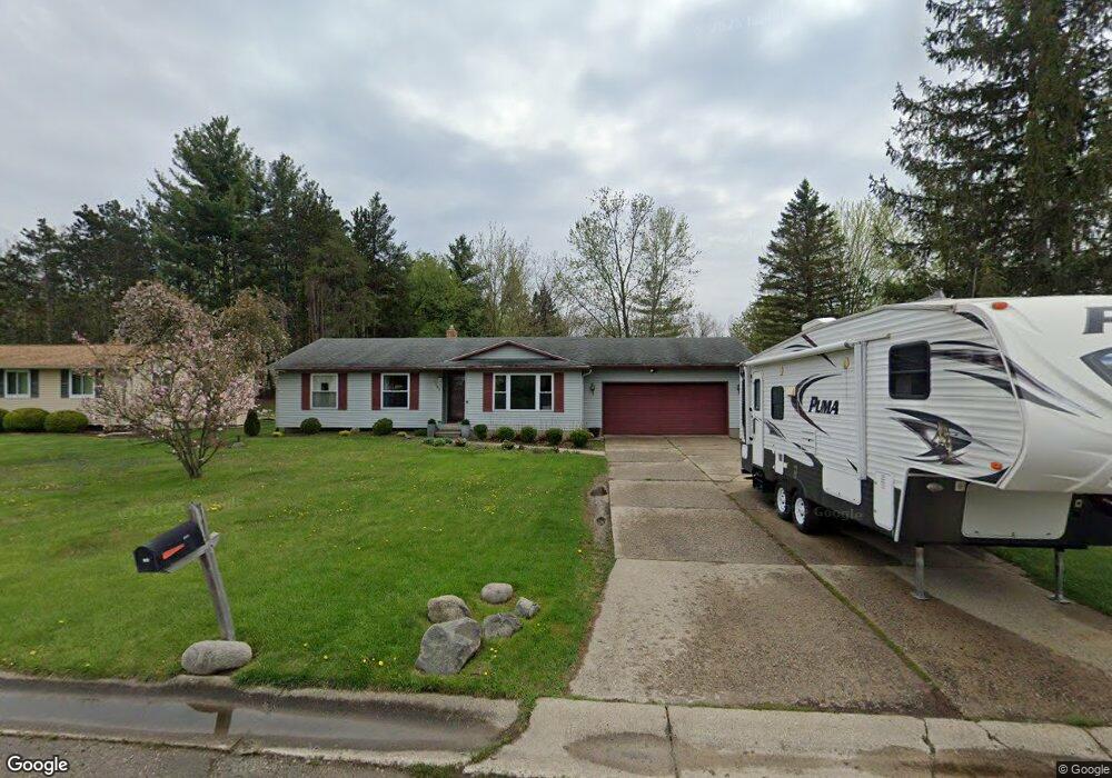 5503 Pineway Ave, Swartz Creek, MI 48473 - photo 1