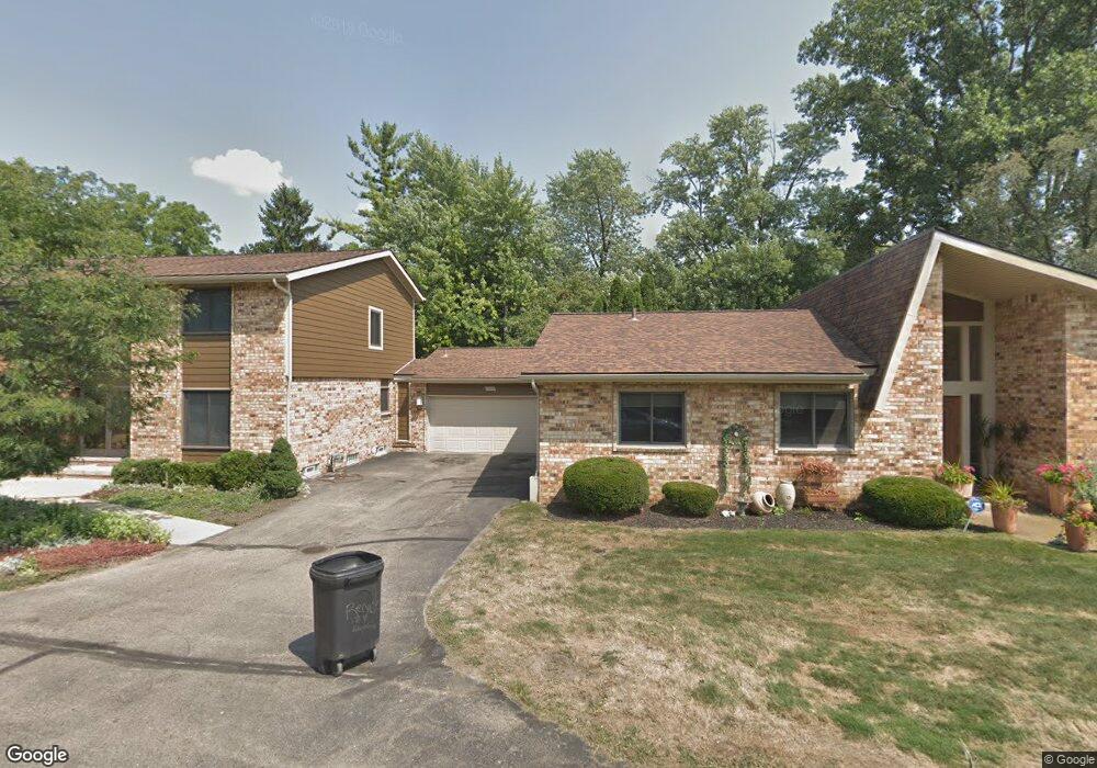 178 E Hickory Grove Rd, Bloomfield Hills, MI 48304 - photo 1