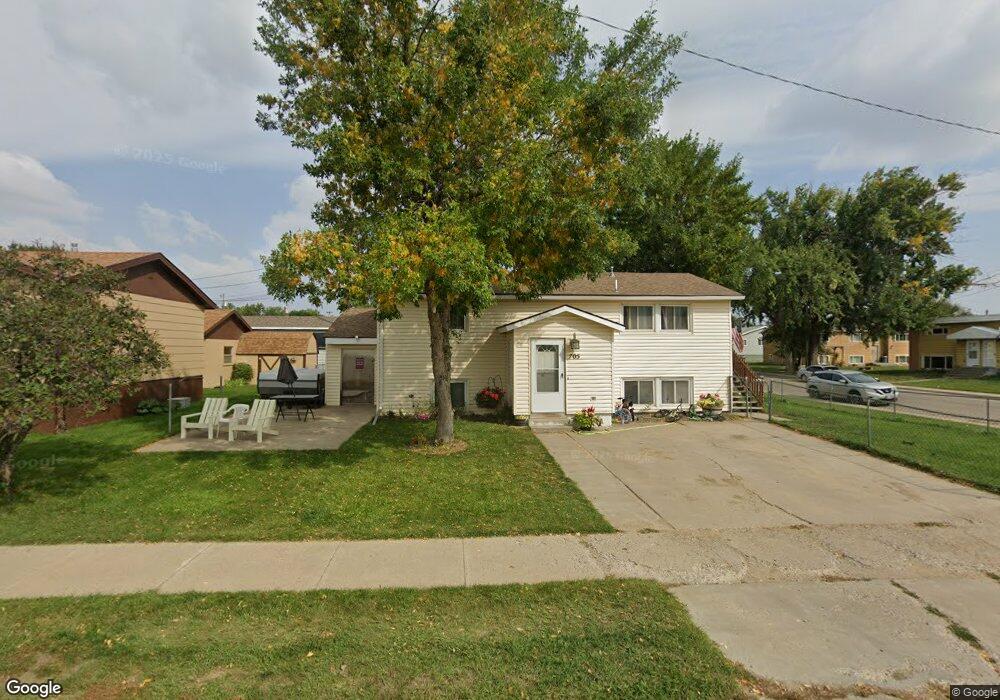 705 13th St W, Havre, MT 59501 - photo 1