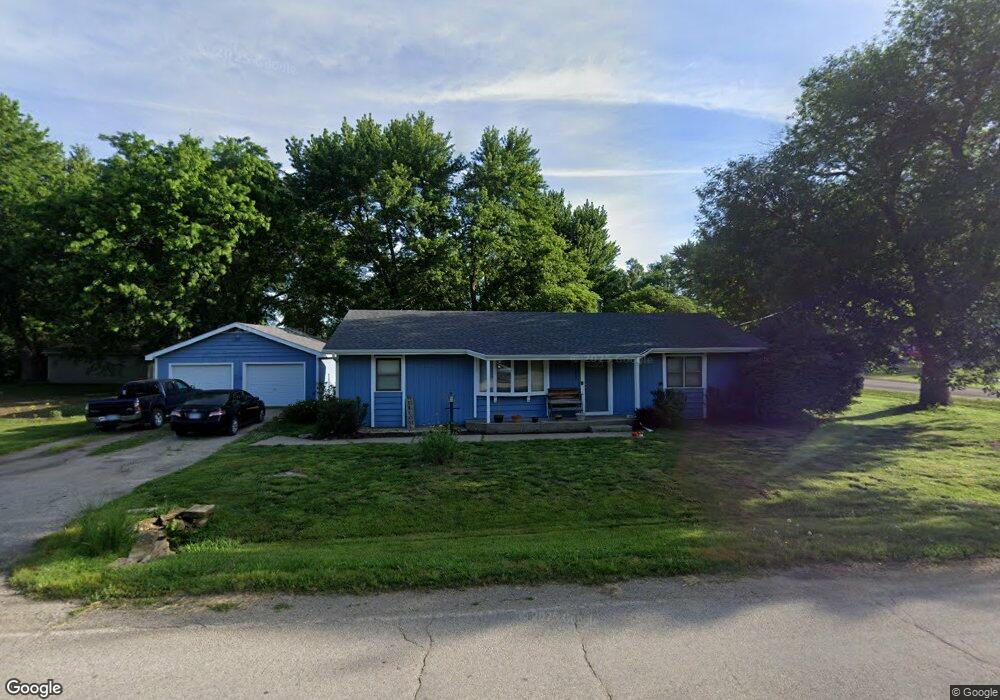 102 E 6th St, Maple Hill, KS 66507 - photo 1