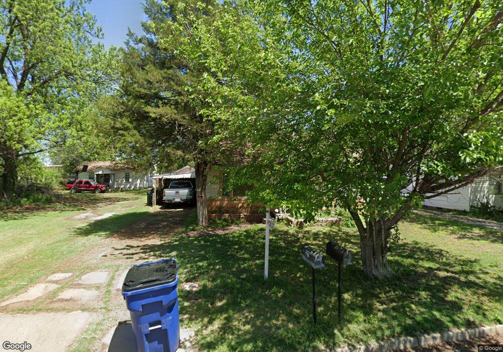 211 W Willow Ave, Duncan, OK 73533 - photo 1