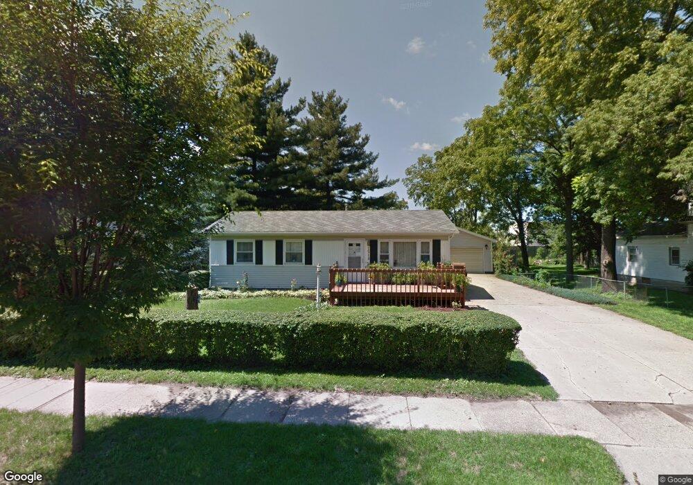 1519 Comfort St, Lansing, MI 48915 - photo 1