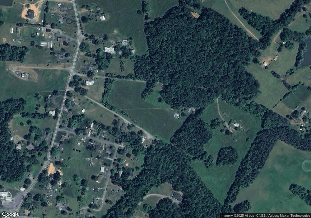 232 Commonwealth Dr, Stanardsville, VA 22973 - photo 1