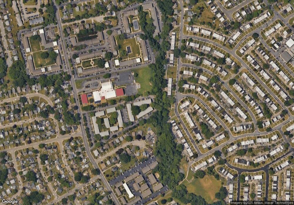 824 South Ave unit P10, Secane, PA 19018 - photo 1