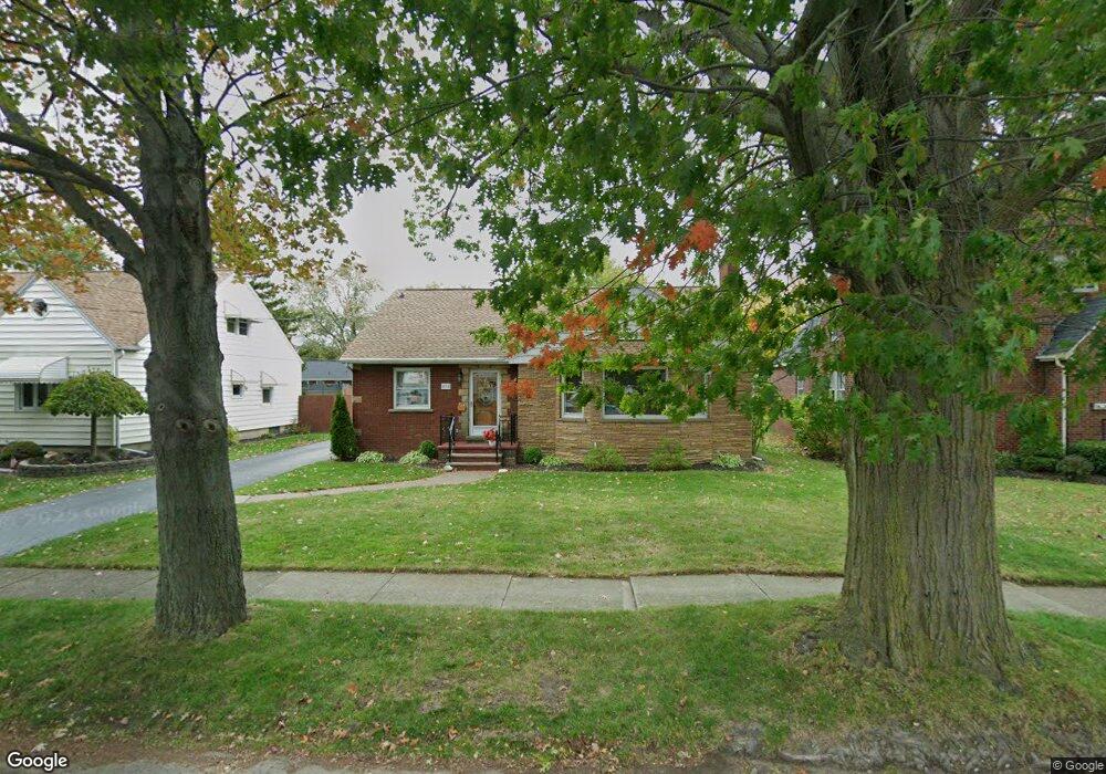 653 Barrally St, North Tonawanda, NY 14120 - photo 1