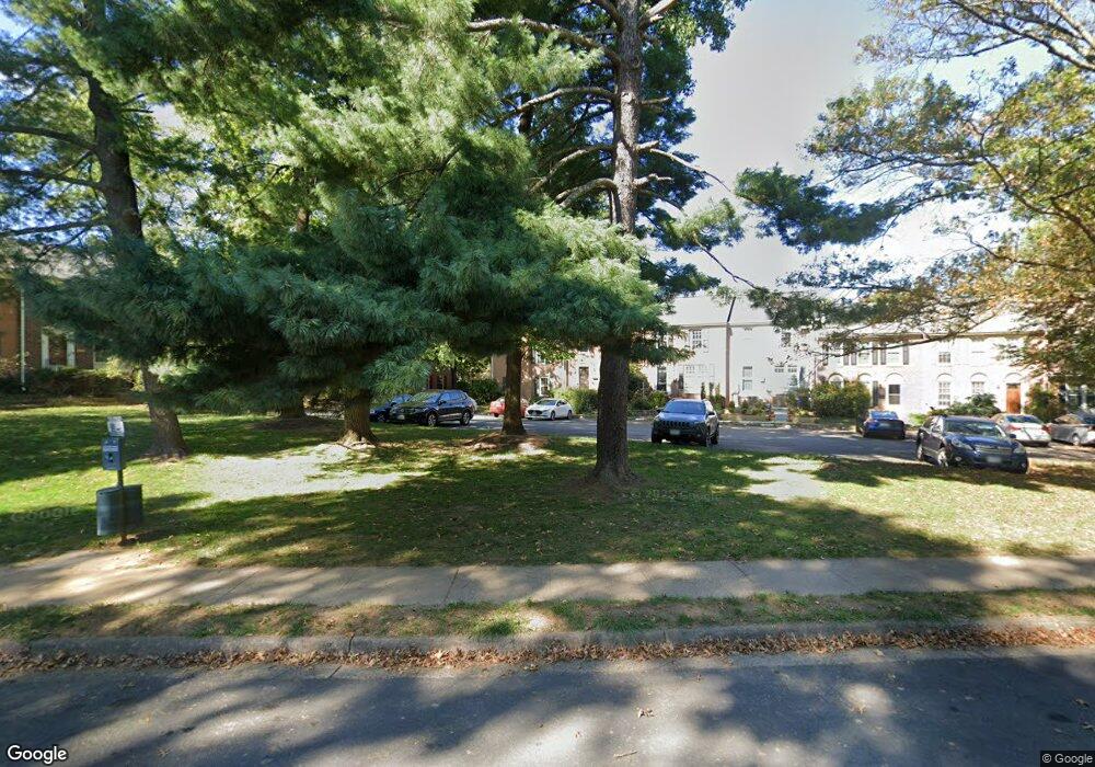 2329 Duke of Bedford Ct, Reston, VA 20191 - photo 1