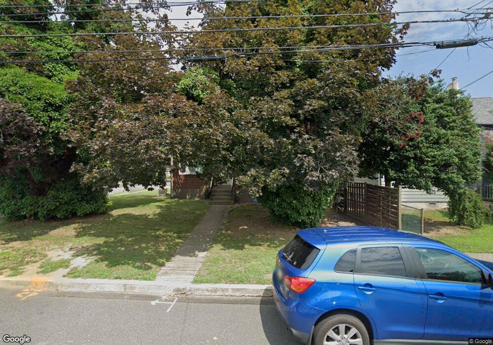 401 Pontiac St, Essington, PA 19029 - photo 1