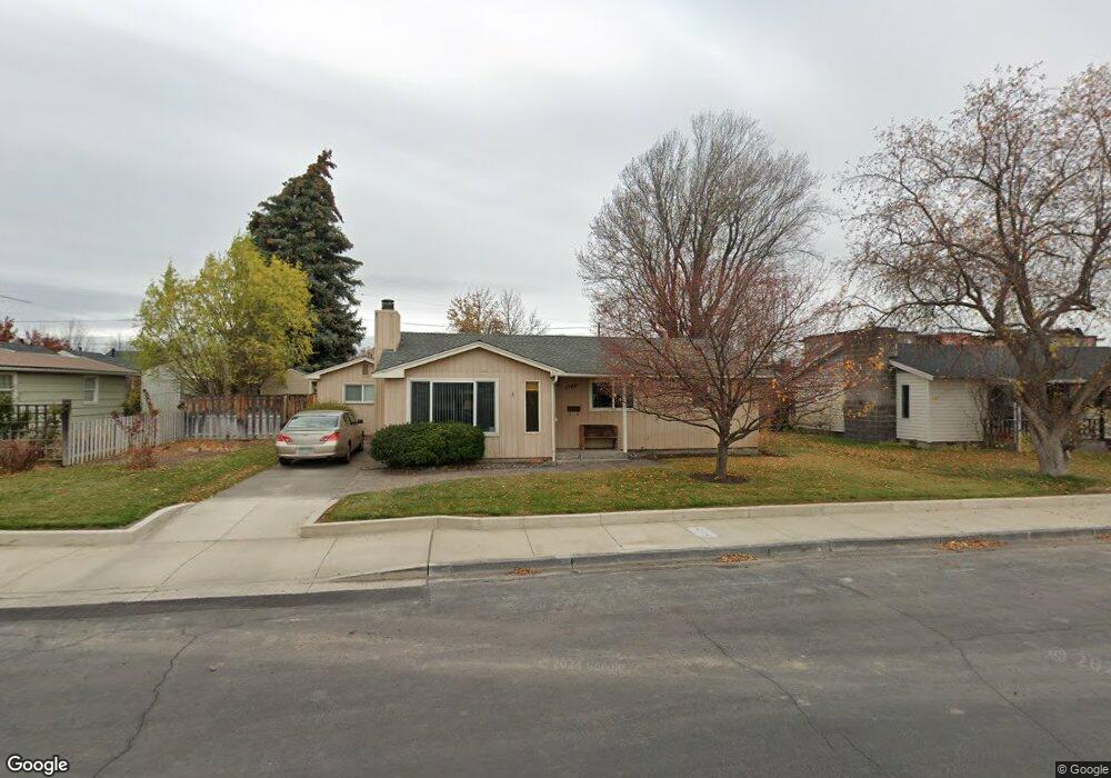 1140 SW 12th St, Redmond, OR 97756 - photo 1