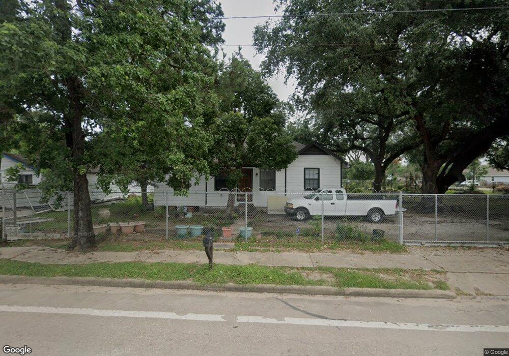2511 E Crosstimbers St, Houston, TX 77093 - photo 1