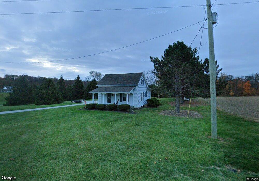 10246 Glynwood Rd, Wapakoneta, OH 45895 - photo 1