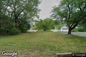 19 Lowell St, Dunstable, MA 01827