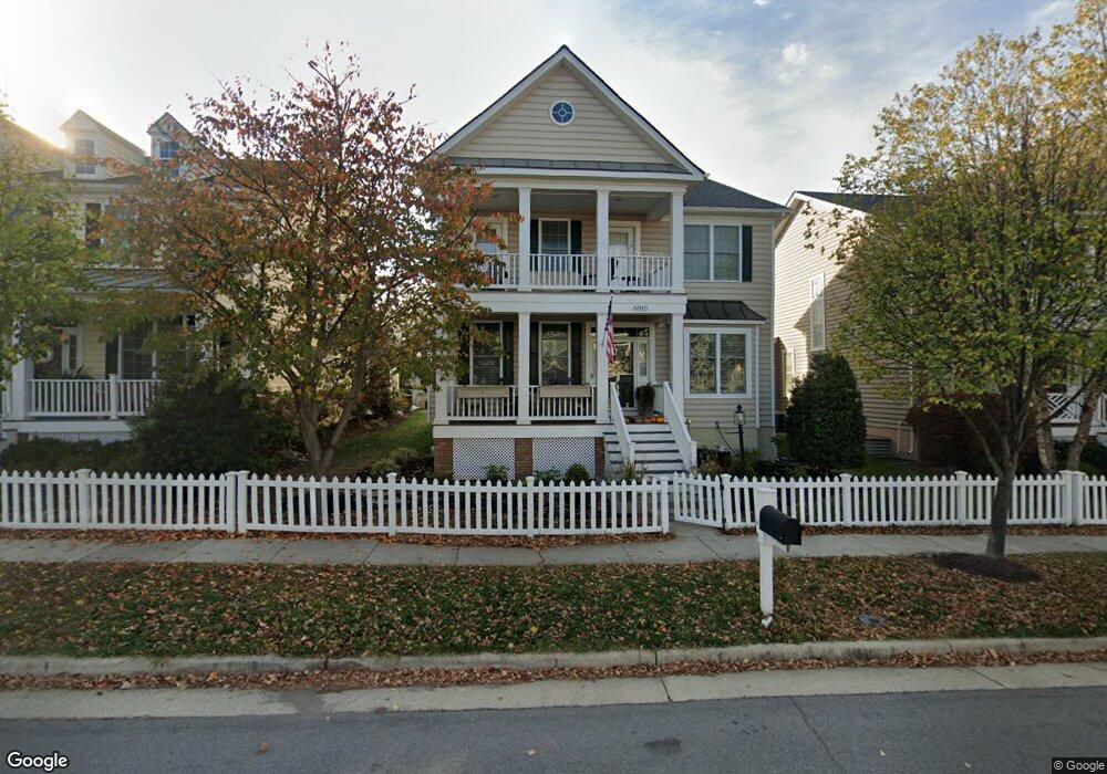 42489 Mandolin St, Chantilly, VA 20152 - photo 1