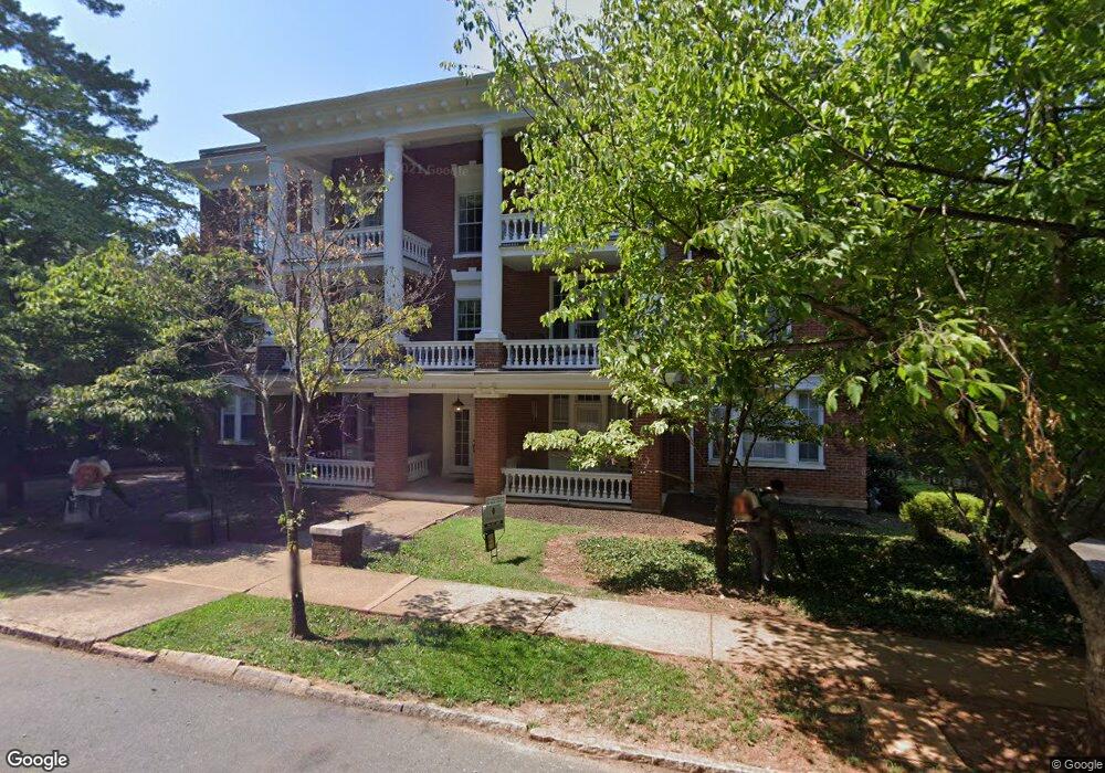 39 University Cir unit 1, Charlottesville, VA 22903 - photo 1