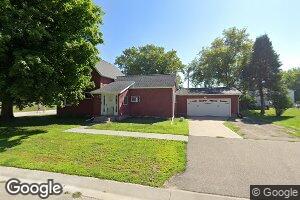218 Pleasant St N, Dover, MN 55929