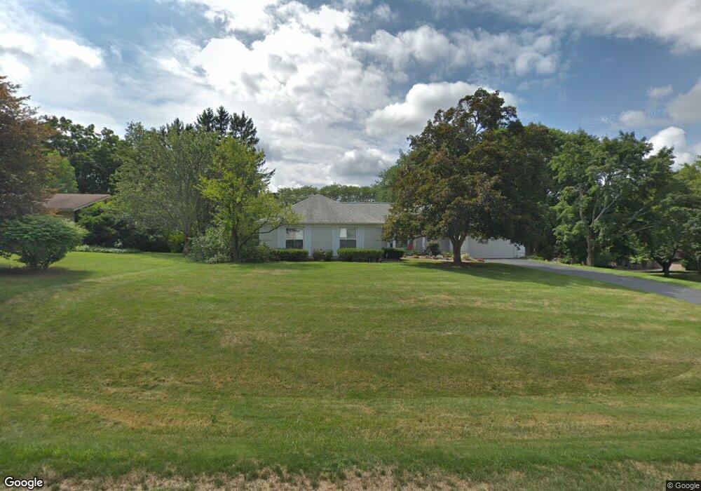 5208 Clarendon Crest Ct, Bloomfield Hills, MI 48302 - photo 1