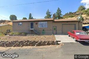 599 Burnham Ave, Maupin, OR 97037