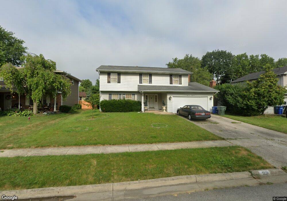 5151 Maplewood Ct E, Columbus, OH 43229 - photo 1