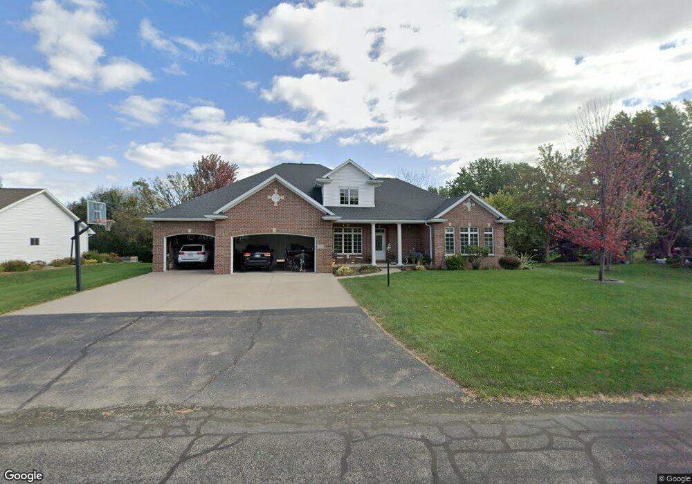 N9452 Andrew Dr, Appleton, WI 54915 - photo 1