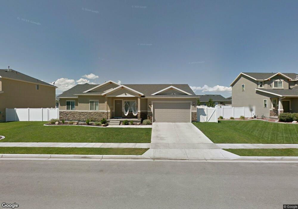 1654 S Bridle Path Loop, Lehi, UT 84043 - photo 1