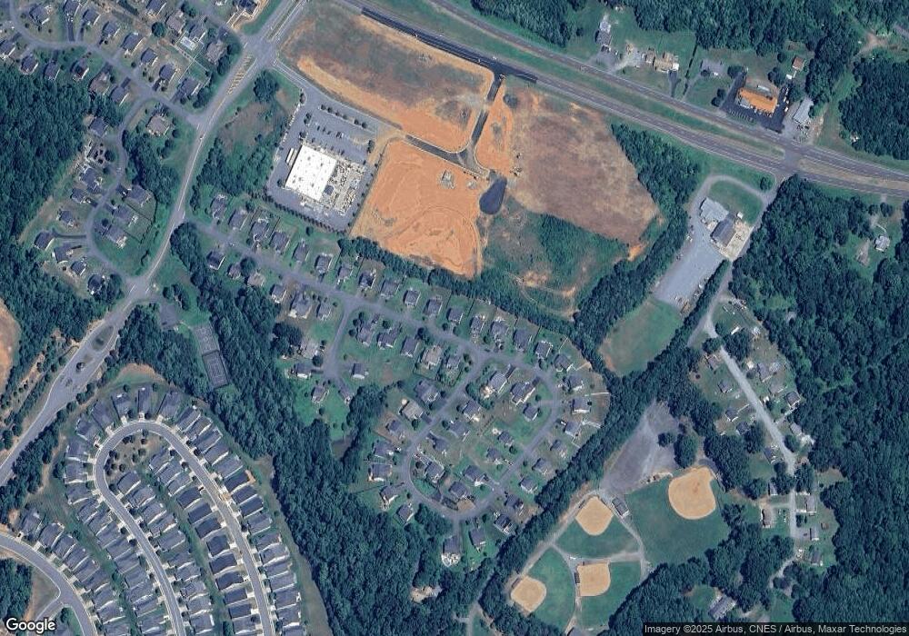 187 Larchmont Cir, Ruckersville, VA 22968 - photo 1